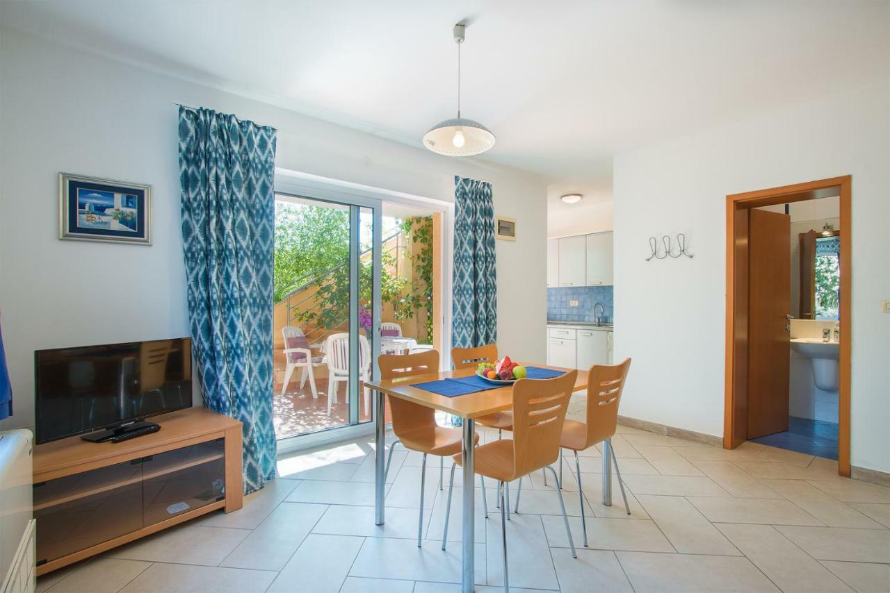 Villa Alexandra 4 Pjescana Uvala Exteriör bild
